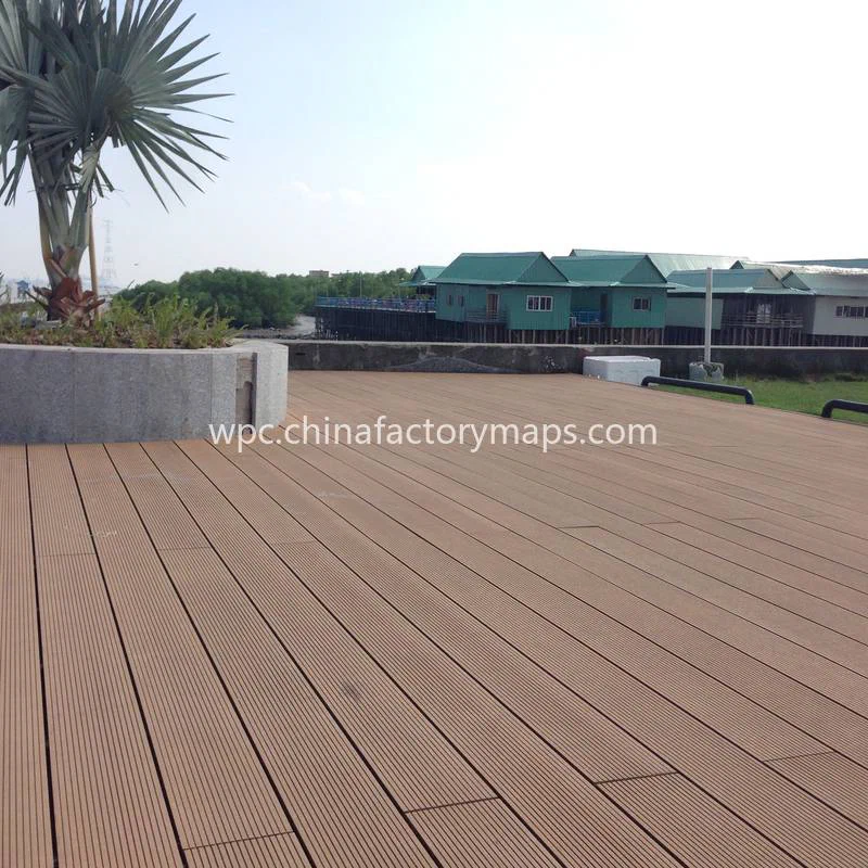 Comparing Material Compositions for Long-Lasting Decks