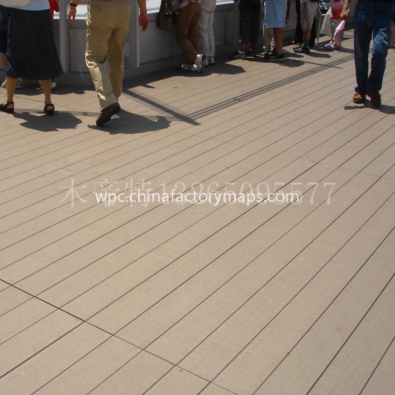 composite or wood decking 3