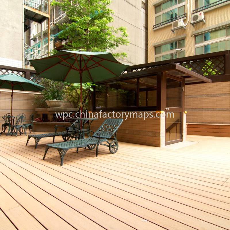 composite decking and fencing 2