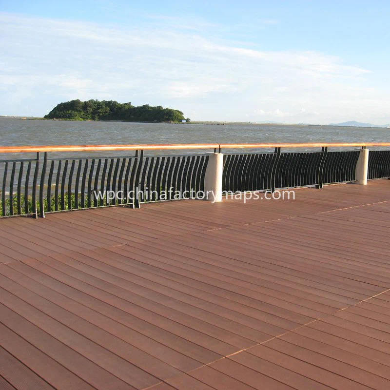 What Is a Composite Deck Railing? A Simple Buyer’s Overview