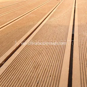 Perché il decking composito funziona bene per le applicazioni del deck galleggiante